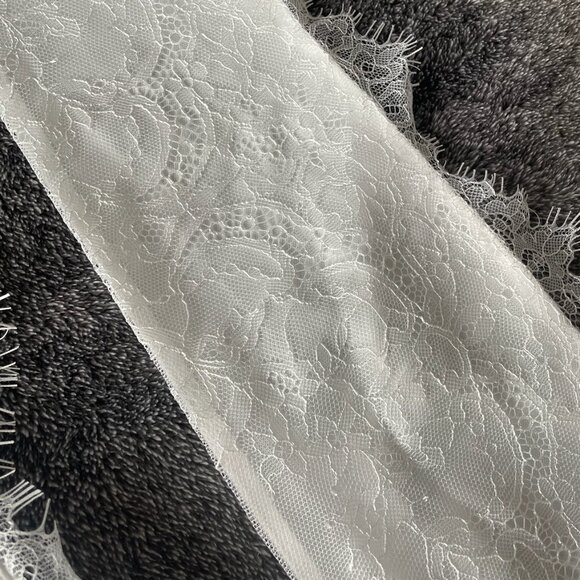 Rosie Etienne - EVERLY - Picture 12 of 13